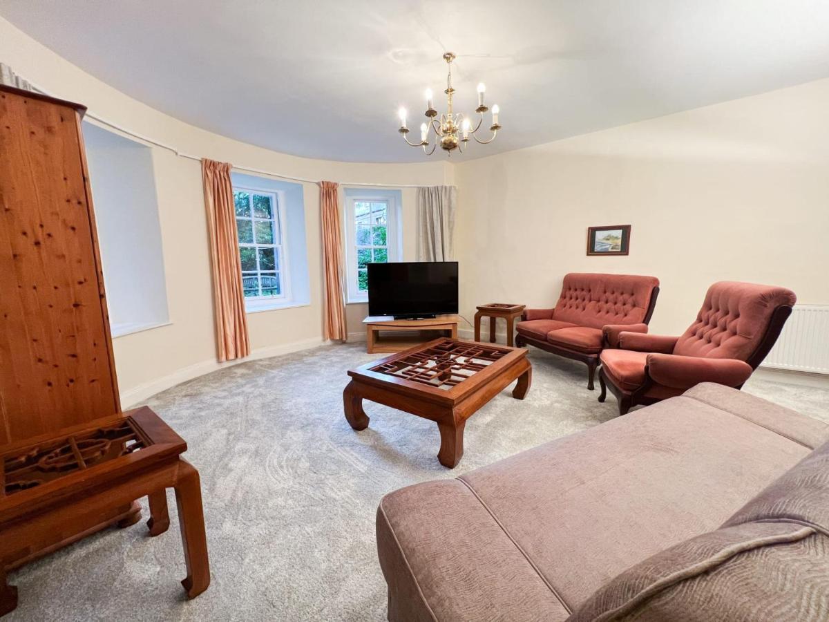 Spacious Flat Sleeps 8 Near Princes Street Edinburgh Luaran gambar