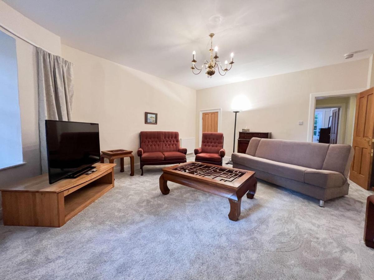 Spacious Flat Sleeps 8 Near Princes Street Edinburgh Luaran gambar