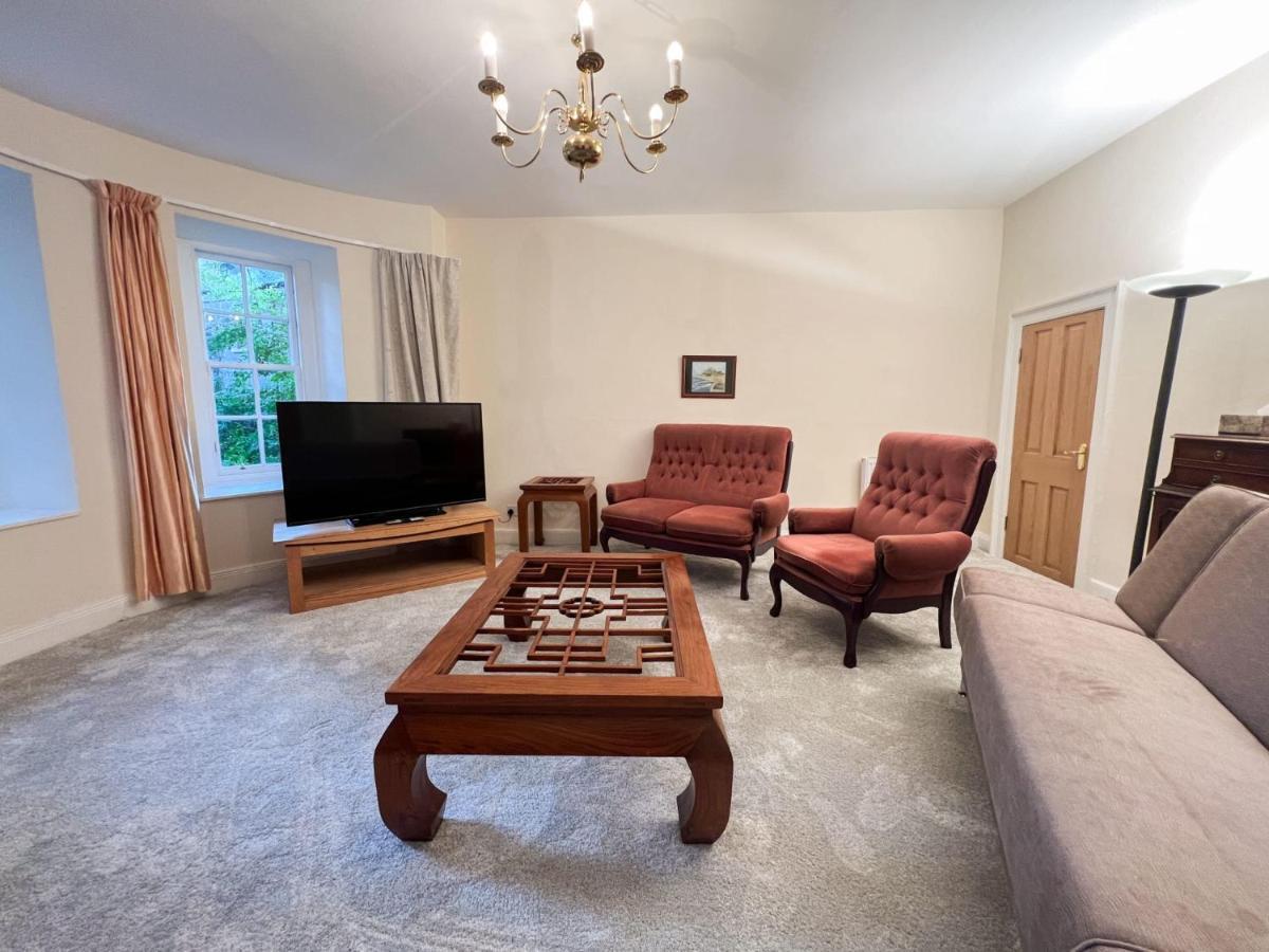 Spacious Flat Sleeps 8 Near Princes Street Edinburgh Luaran gambar
