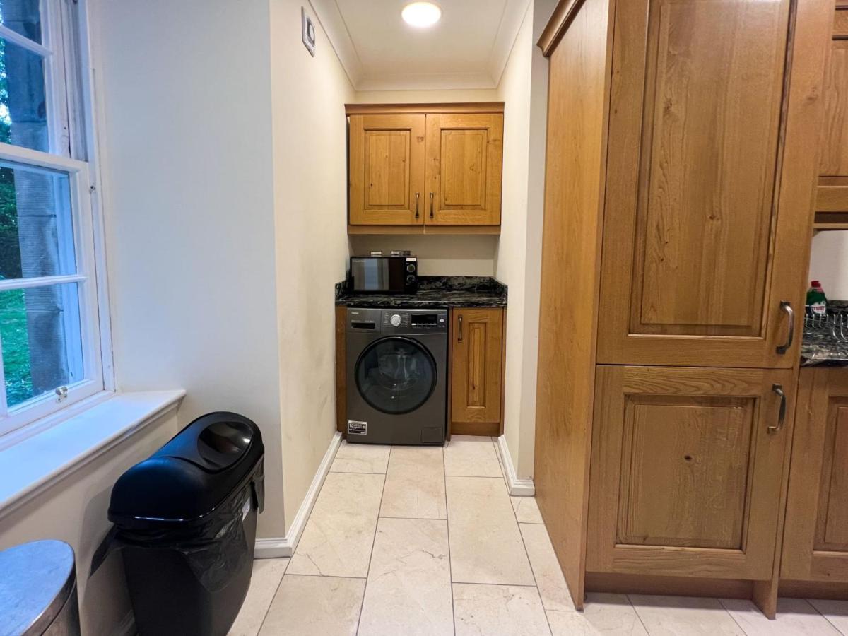 Spacious Flat Sleeps 8 Near Princes Street Edinburgh Luaran gambar